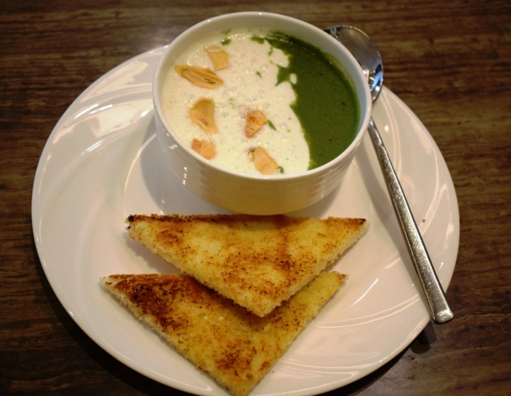 Spinach Soup, Zing, The Metropolitan Hotel & Spa, New Delhi